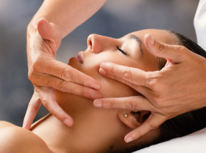 4 - Cách Massage Mặt Chống Nếp Nhăn tại nhà SIÊU HIỆU QUẢ chỉ sau 7 ngày