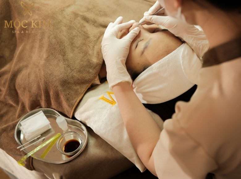 spa trị mụn chuyên nghiệp quận 1