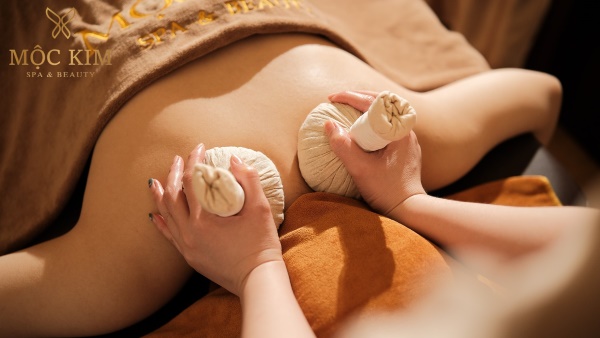 Massage cổ vai gáy quận 1 Mộc Kim Spa & Beauty