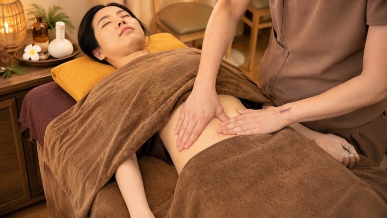 Lymphatic Full Body Massage